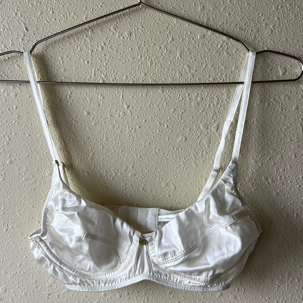 Gooseberry lingerie